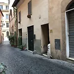 Bb Il Re Reginella Róma