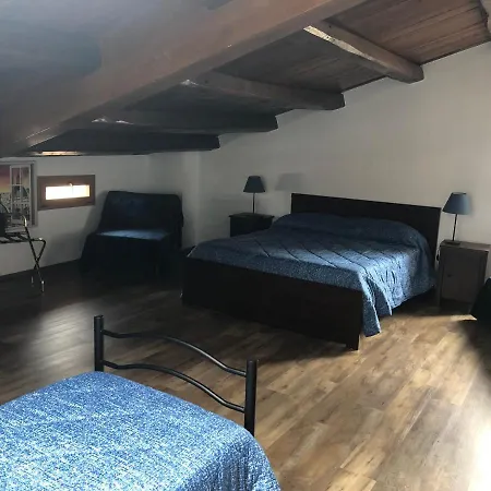 Bb Il Re Reginella Penzion Řím
