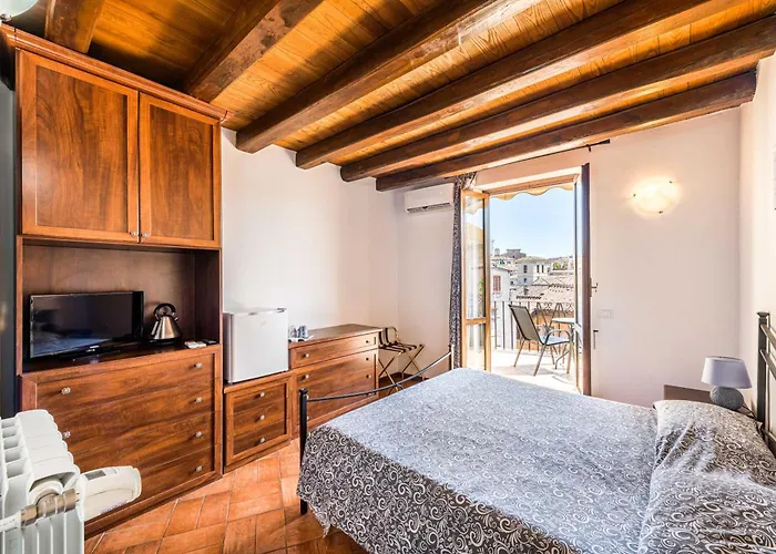 Bb Il Re Reginella Πανσιόν