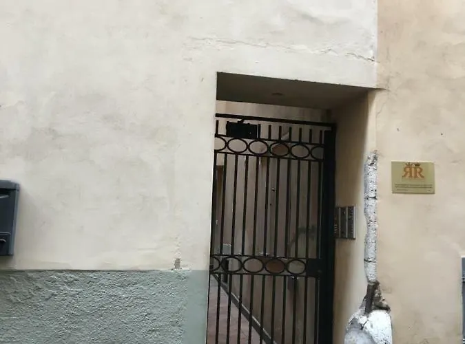 Πανσιόν Bb Il Re Reginella